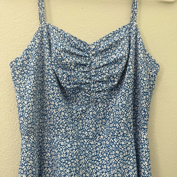 Beautiful Blue summer dress. - Picture 2 of 3